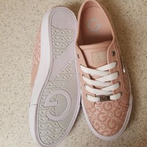 guess monogram sneakers